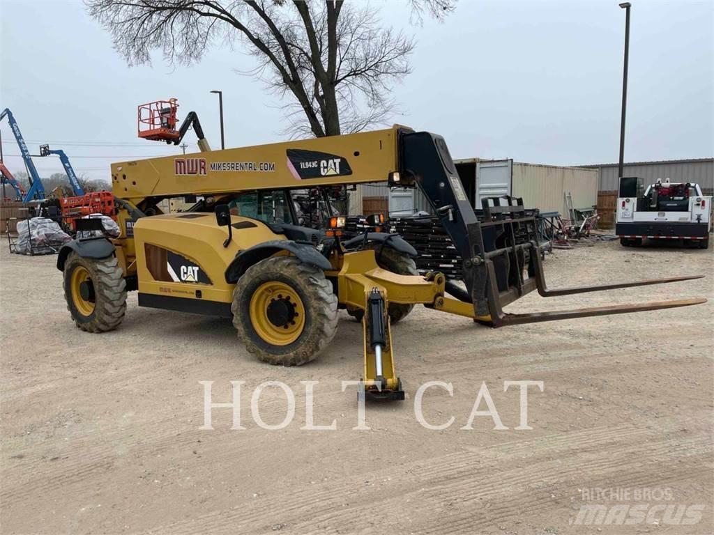 CAT TL943C Telescopic handlers