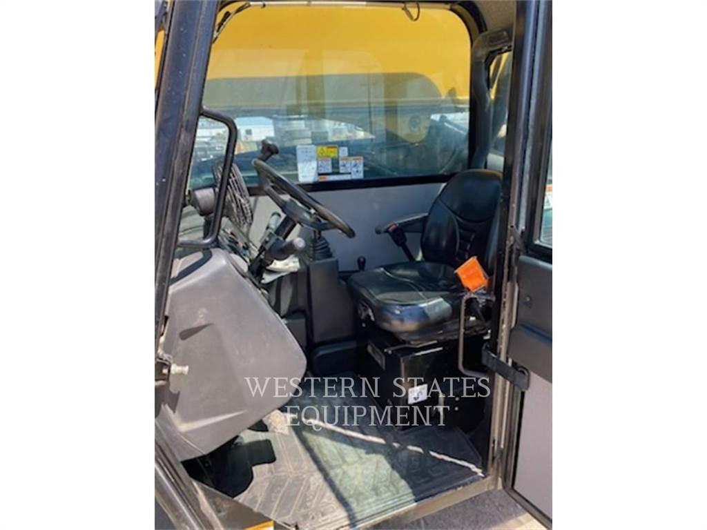 CAT TL943C Telescopic handlers