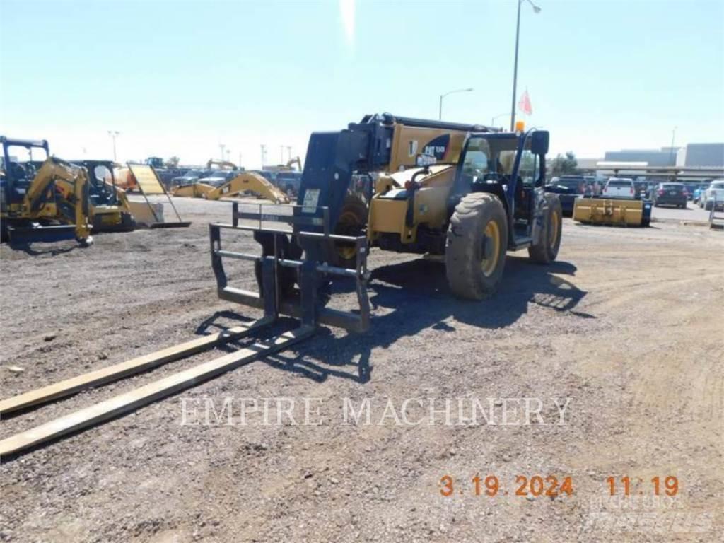CAT TL943D Telescopic handlers