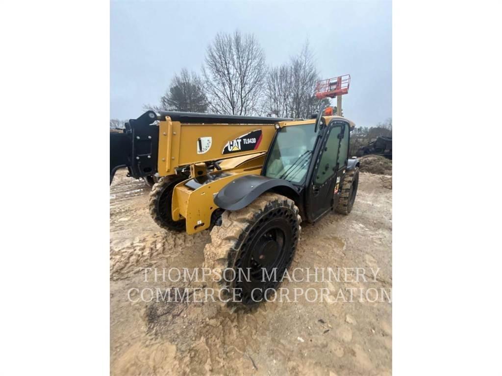 CAT TL943D Telescopic handlers