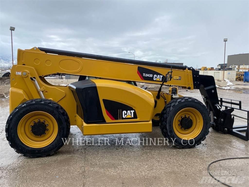 CAT TL943D CB Telescopic handlers