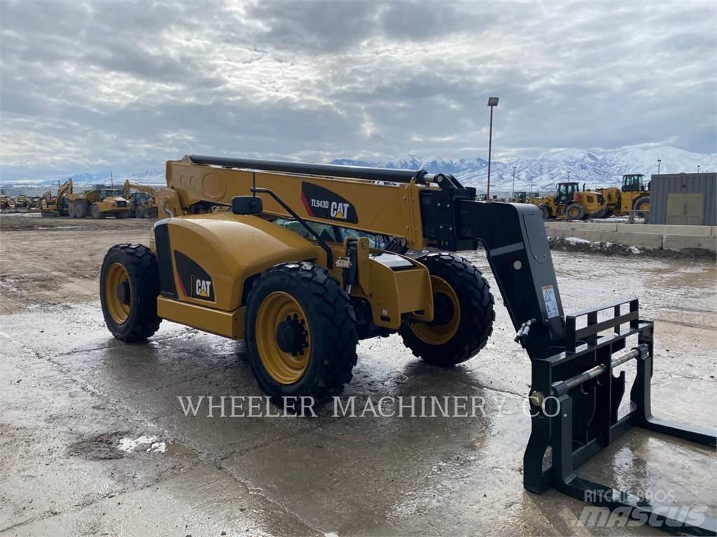 CAT TL943D CB Telescopic handlers