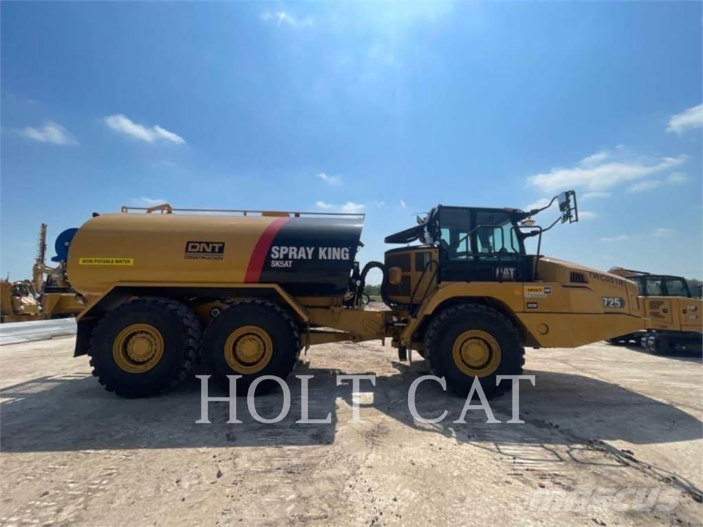 CAT W00 725 Tanker trucks