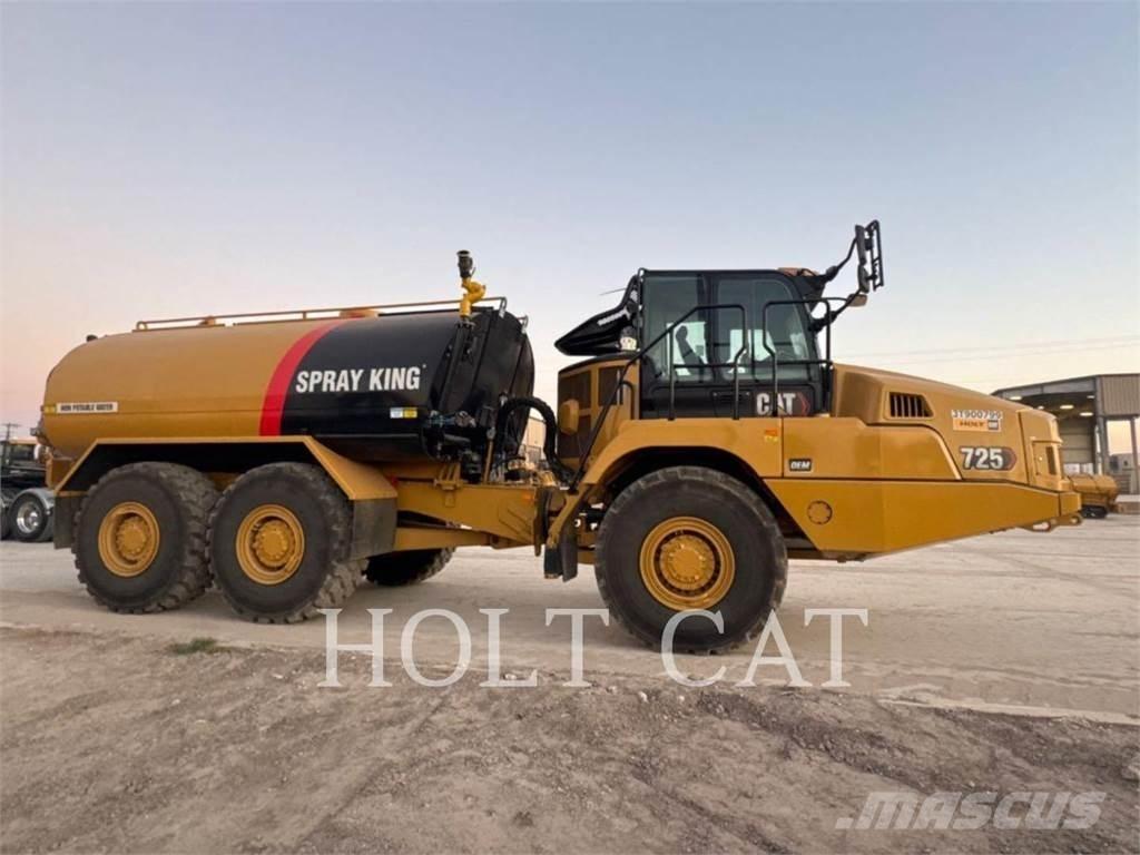 CAT W00 725 Tanker trucks