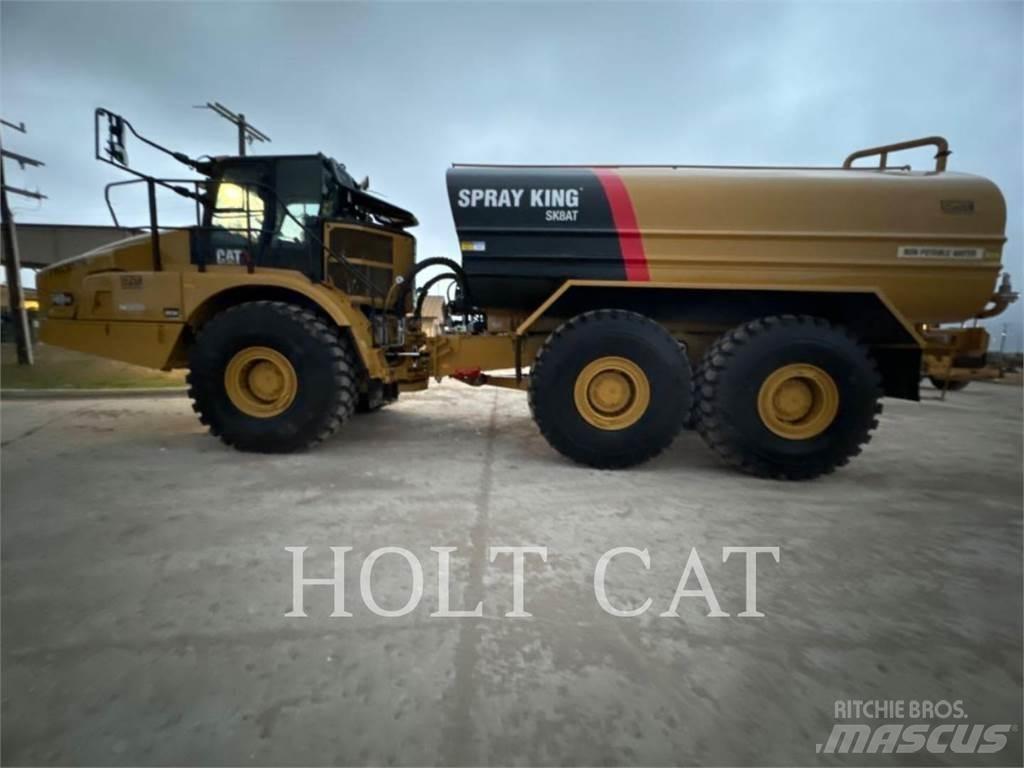 CAT W00 740GC Tanker trucks