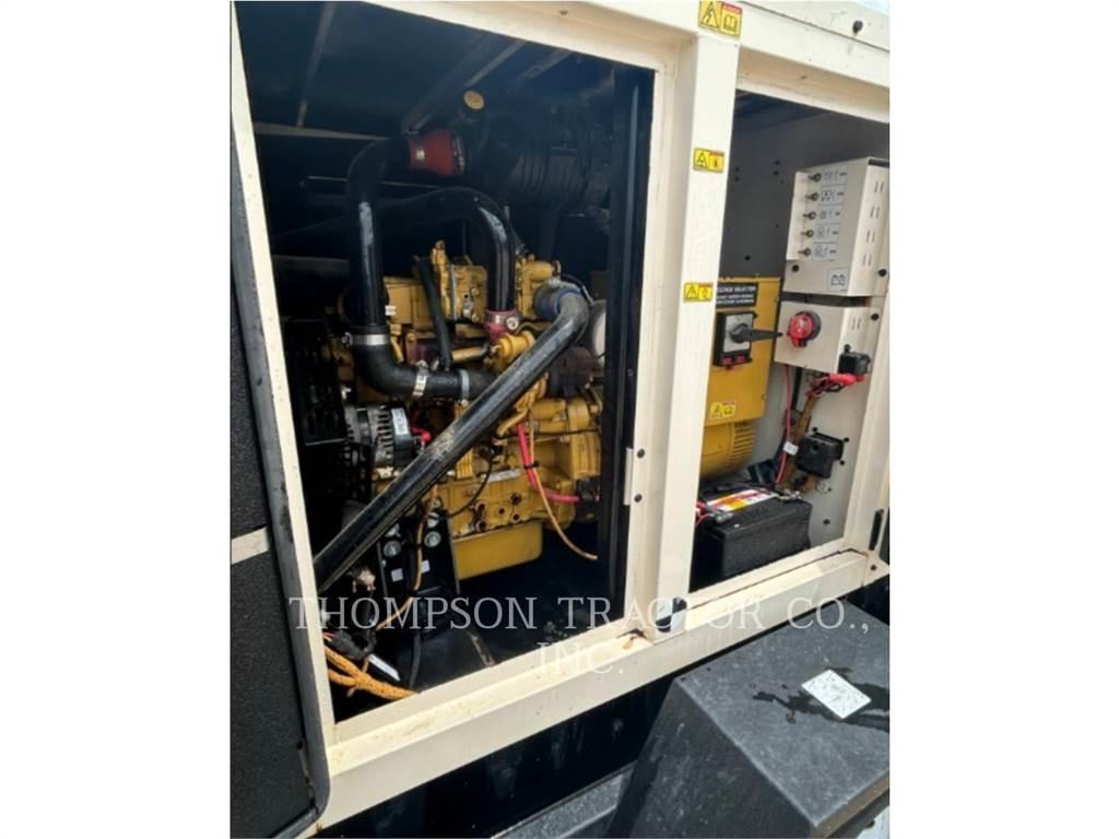 CAT XQ 35 Other Generators
