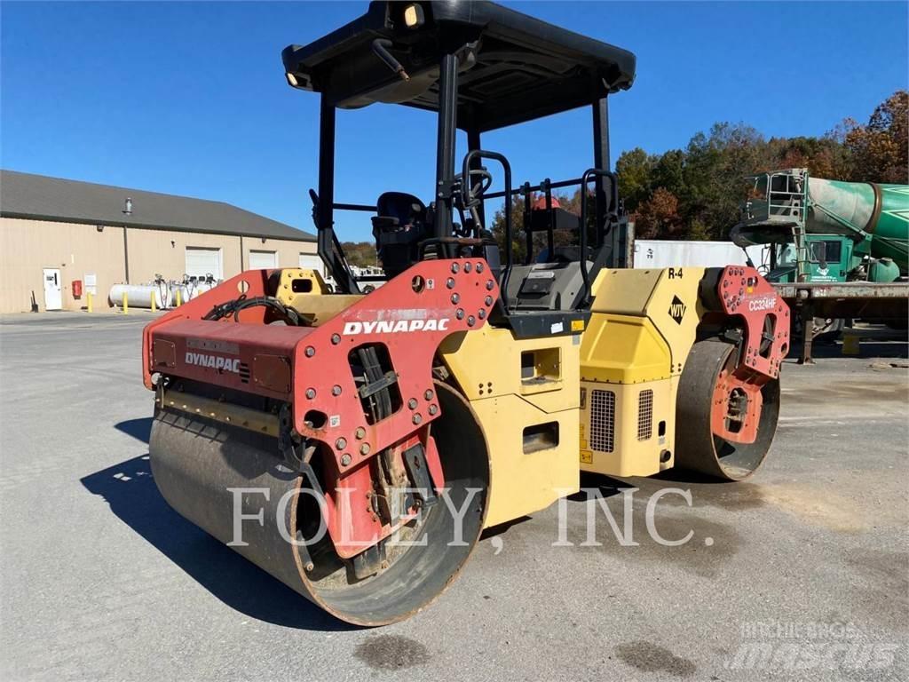 Dynapac CC324HF Twin drum rollers