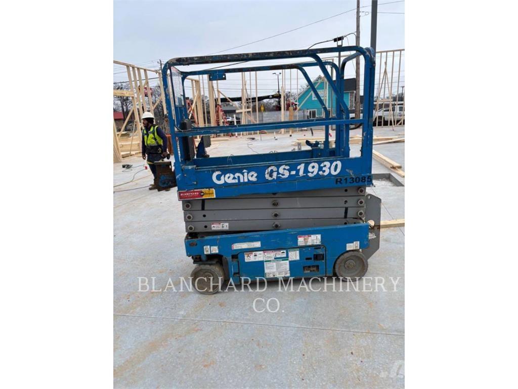 Genie GS1930 Scissor lifts