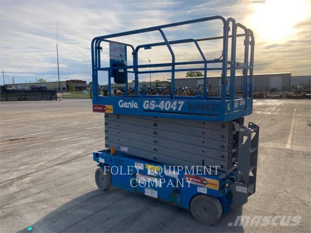 Genie GS4047 Scissor lifts
