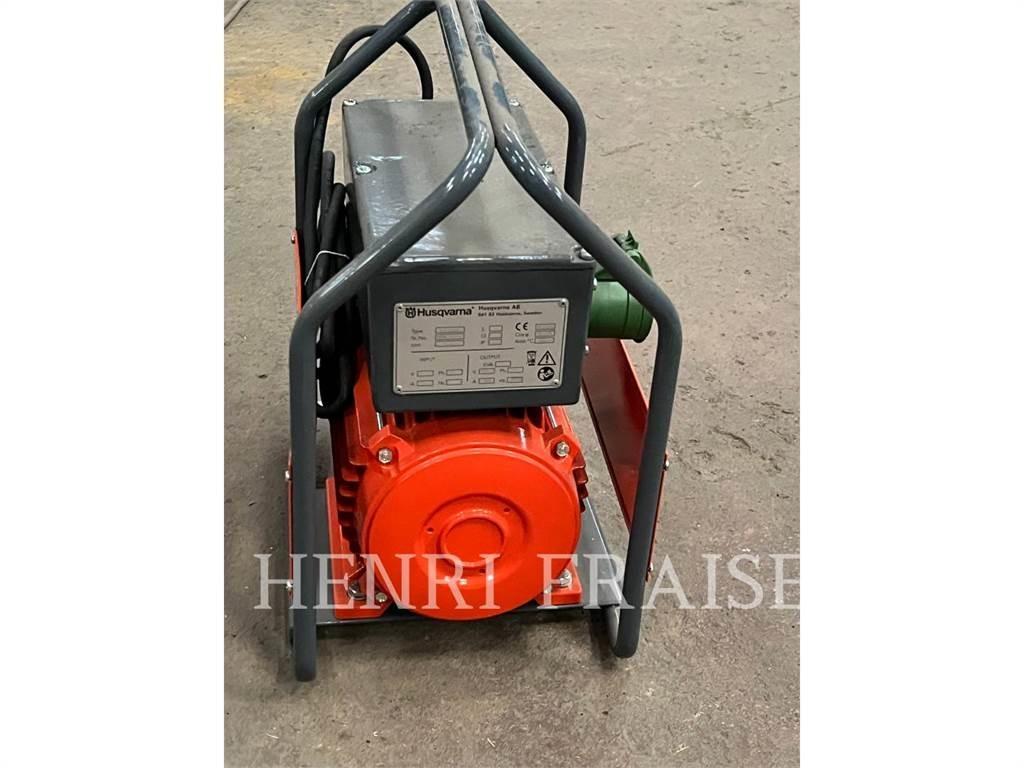 Husqvarna CF11 Construction - Others