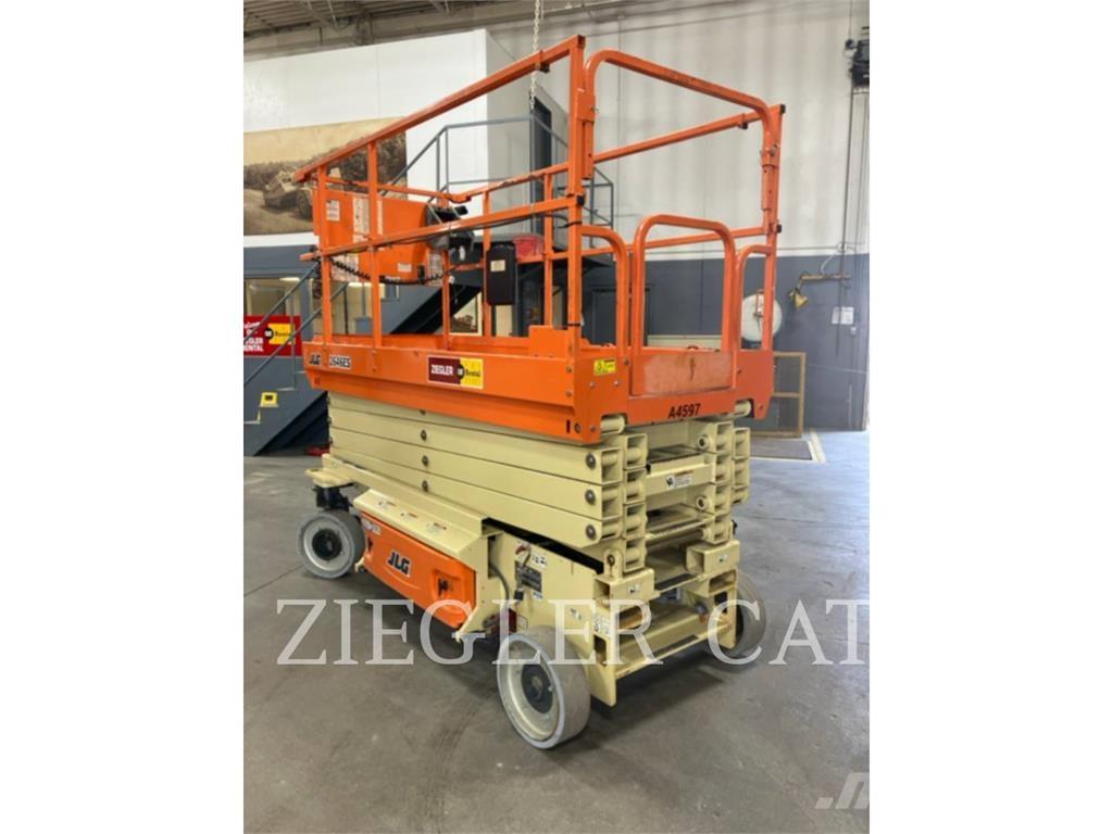 JLG 2646ES Scissor lifts