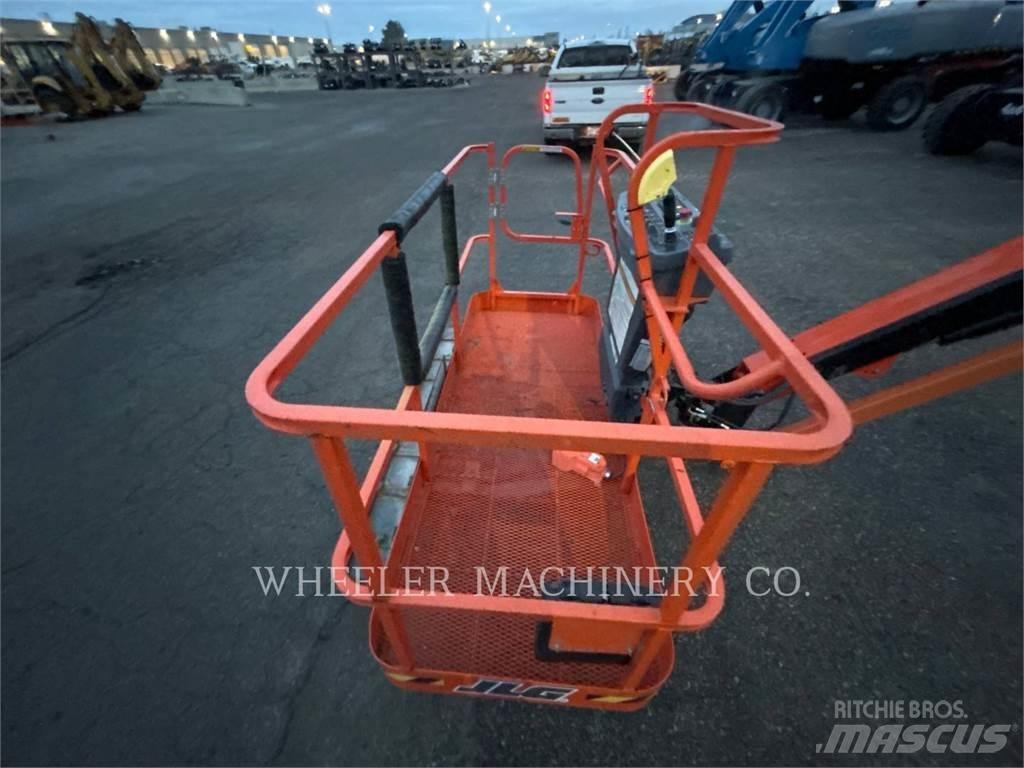JLG 460SJ SP Articulated boom lifts