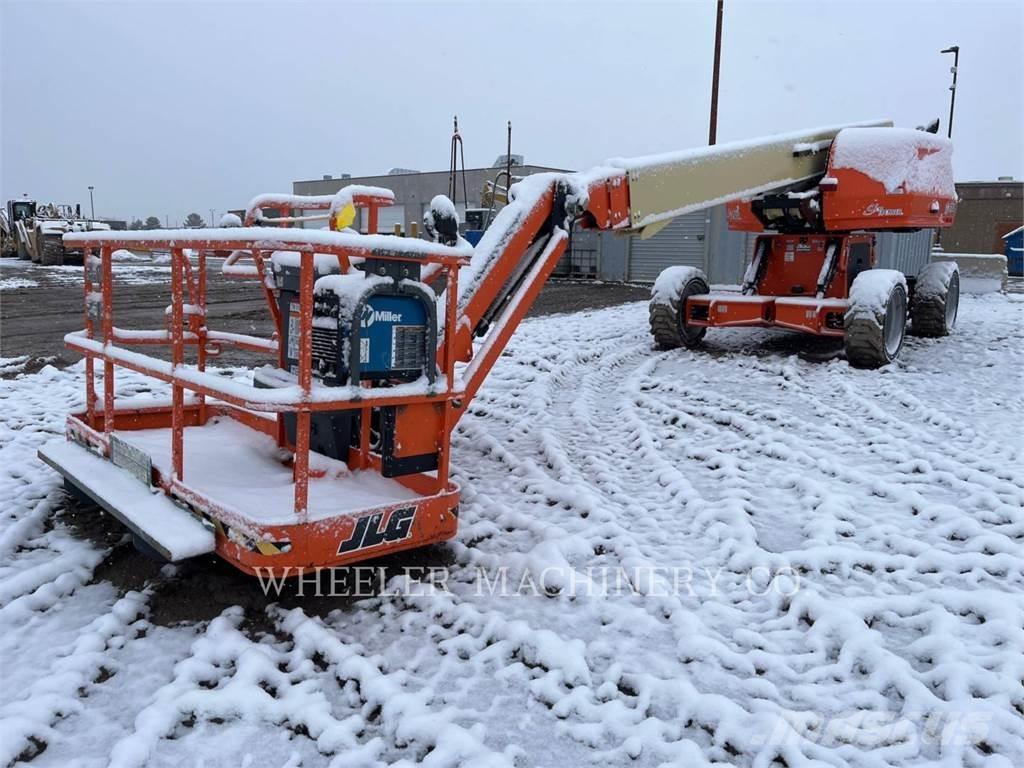 JLG 670SJ SL Articulated boom lifts