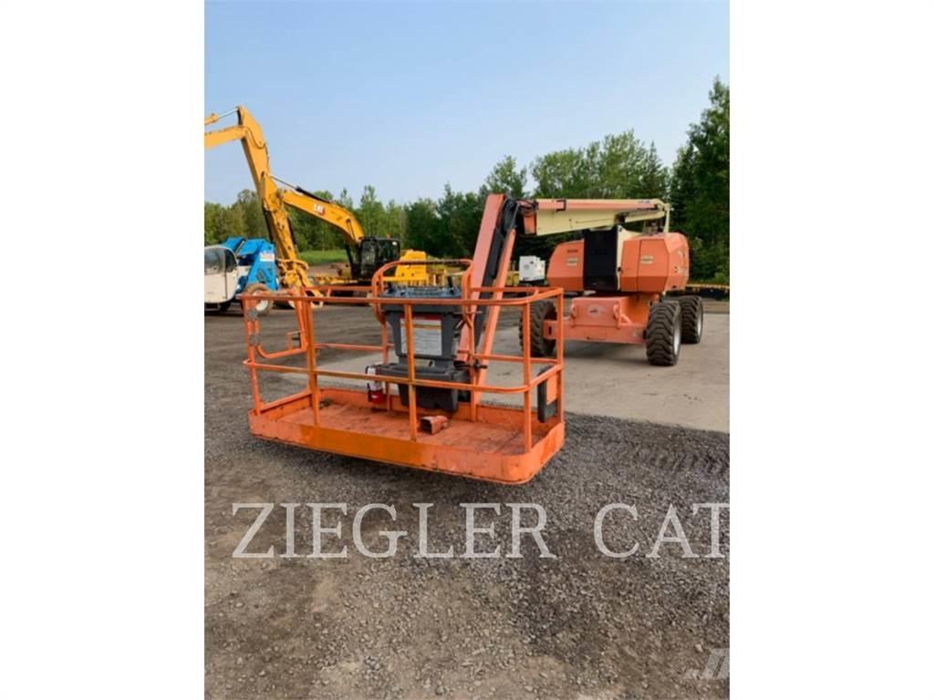 JLG 800AJ Articulated boom lifts