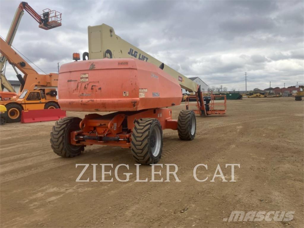 JLG 860SJ Articulated boom lifts