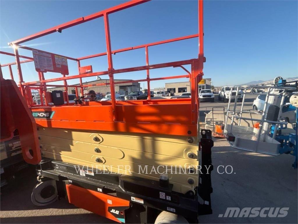 JLG ES4046 Scissor lifts