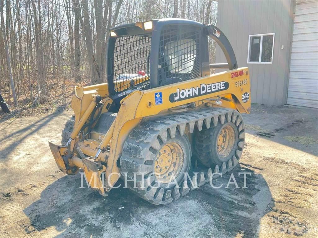 John Deere 240 Skid steer loaders