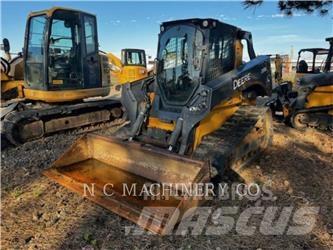 John Deere 331G Skid steer loaders