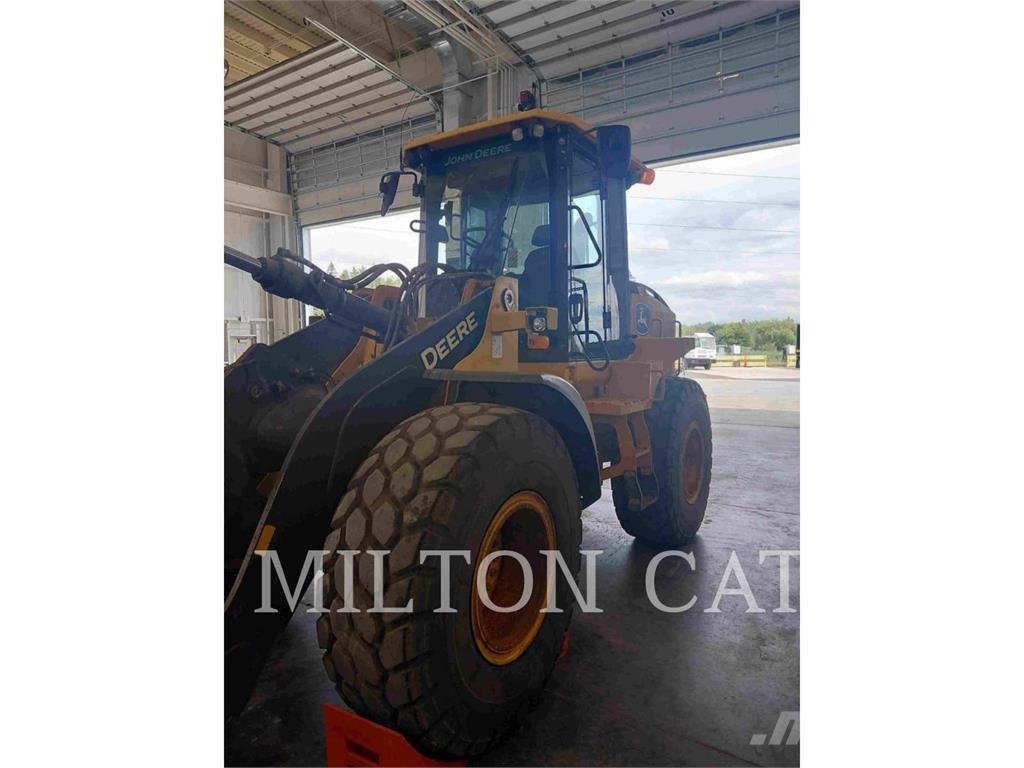 John Deere 524P Wheel loaders