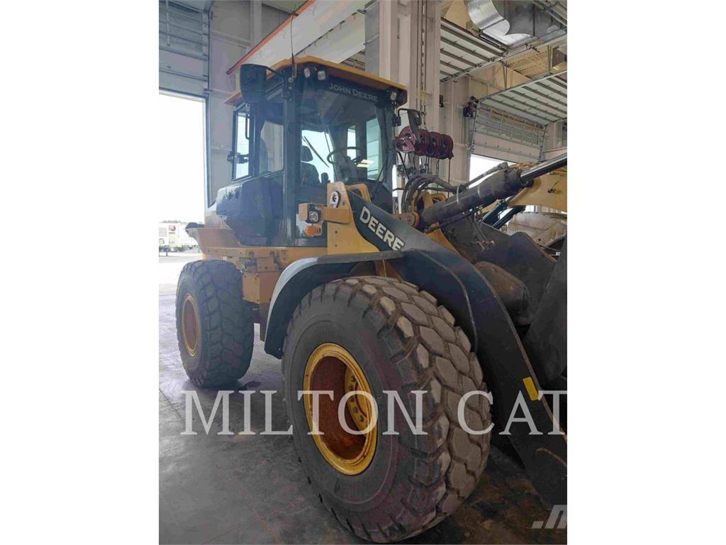 John Deere 524P Wheel loaders