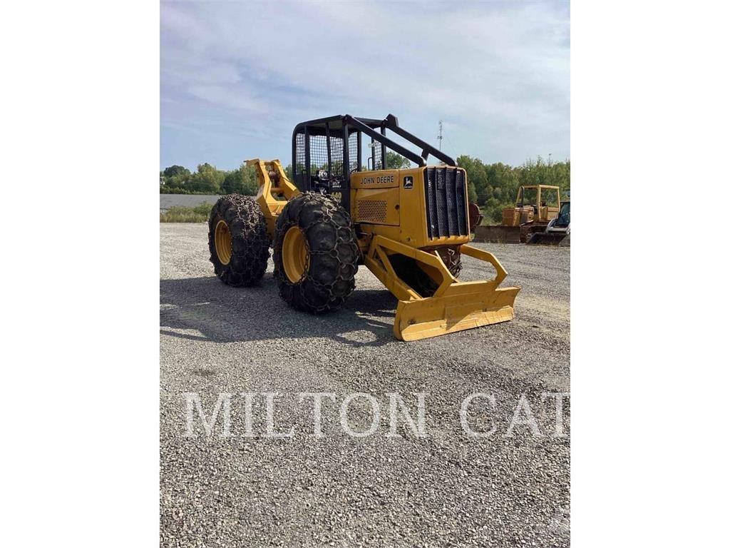 John Deere 640 Skidders