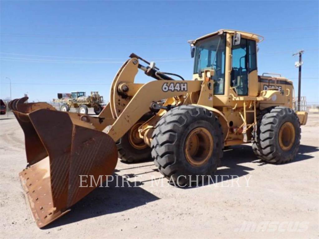 John Deere 644H Wheel loaders