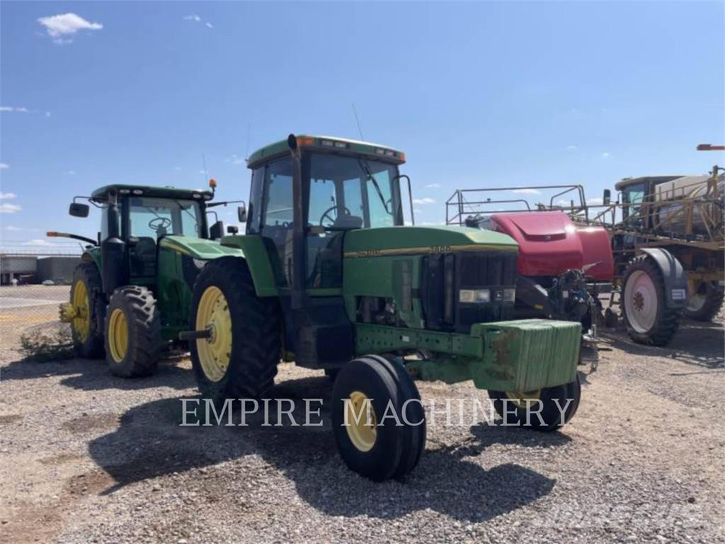 John Deere 7800 Tractors