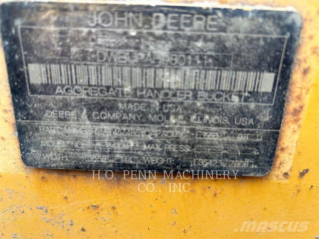 John Deere 844 Wheel loaders