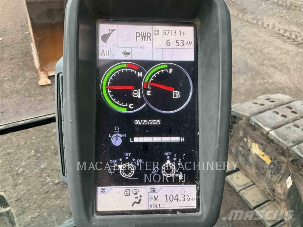 John Deere & CO. 210G LC Crawler excavators