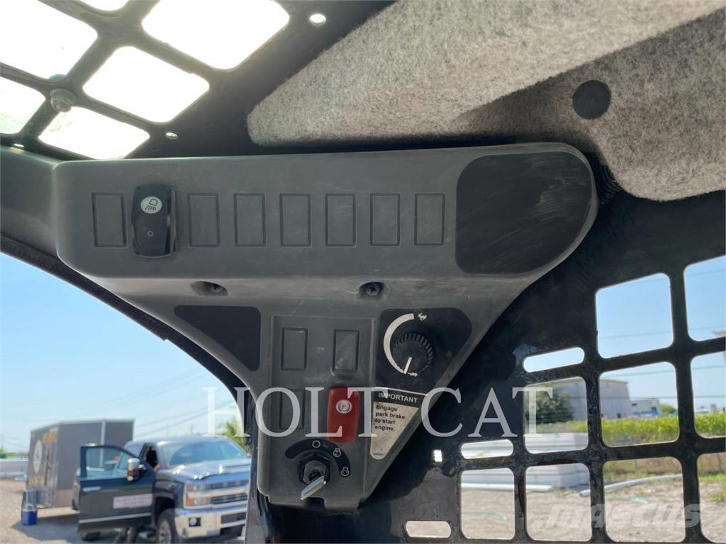 John Deere & CO. 314G Skid steer loaders