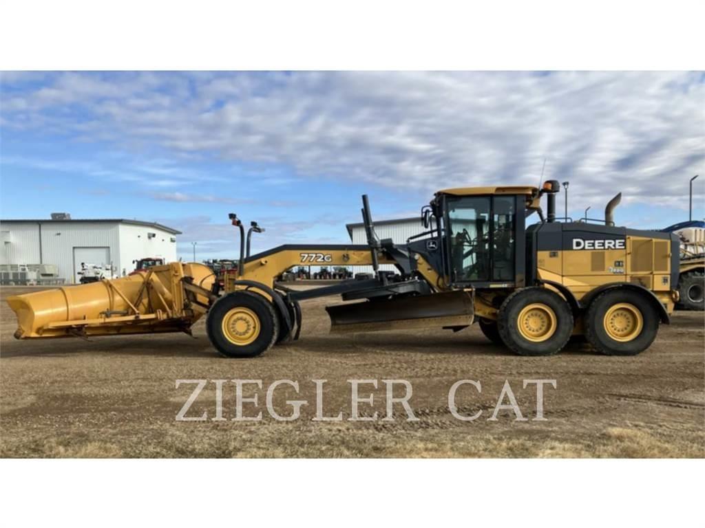 John Deere & CO. 772G Graders