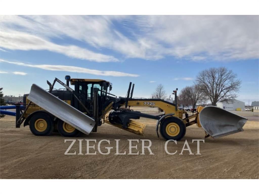 John Deere & CO. 772G Graders