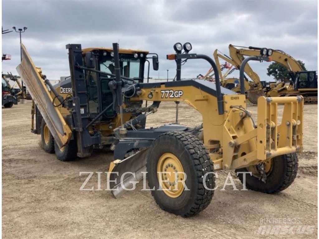 John Deere & CO. 772GP Graders
