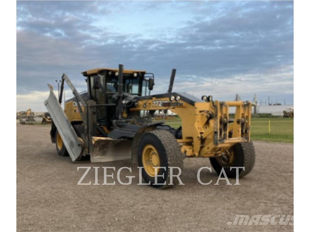 John Deere & CO. 772GP Graders
