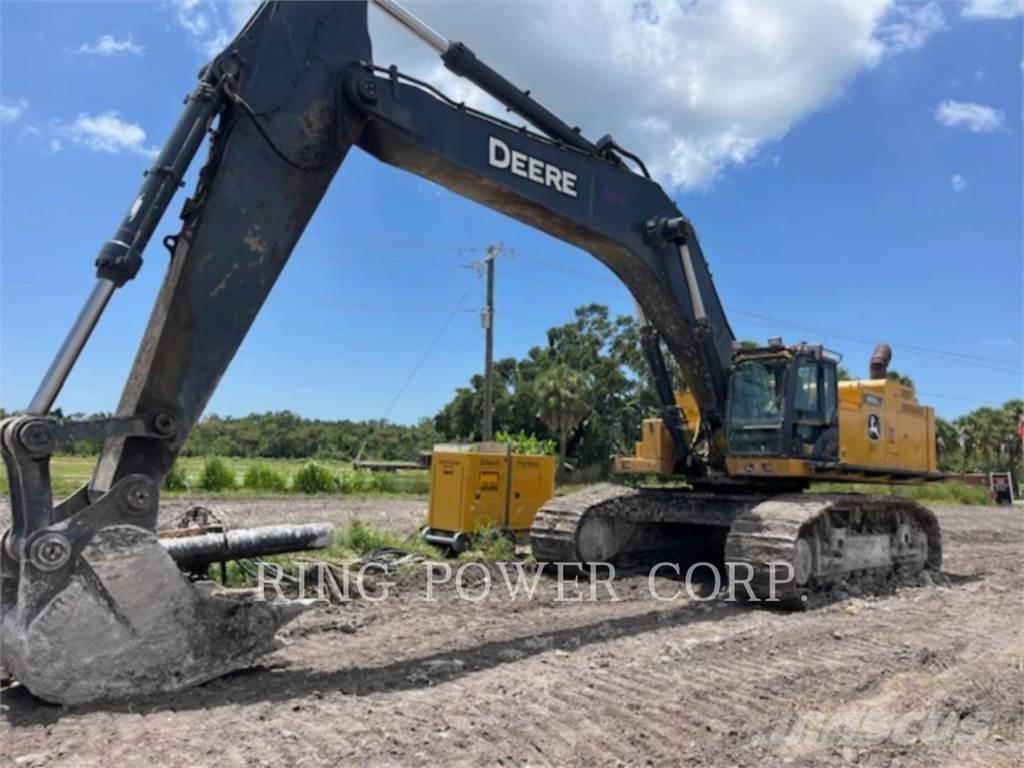 John Deere & CO. 870G Crawler excavators