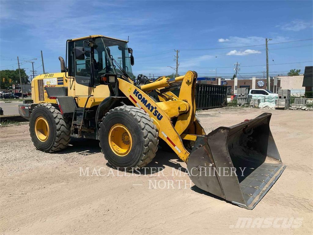 Komatsu WA320-7 Wheel loaders