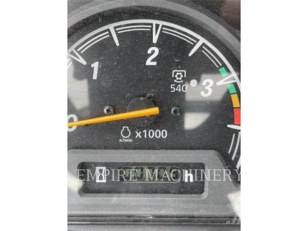 Massey Ferguson GC1725M Tractors