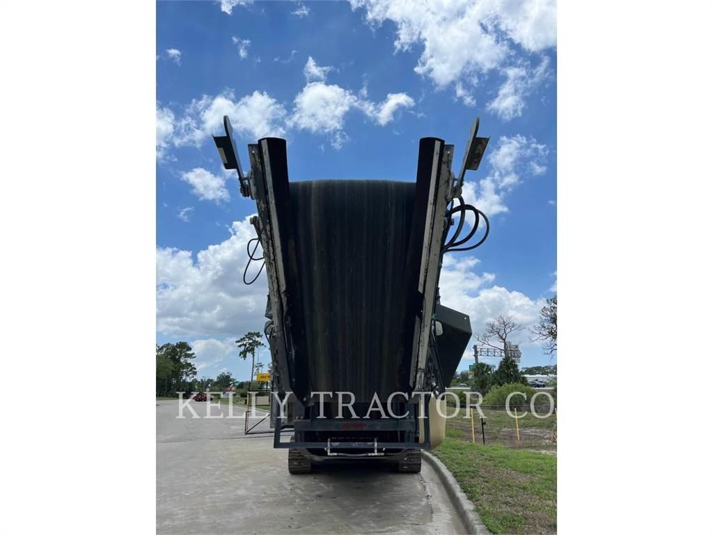 Metso LT1213 Mobile crushers
