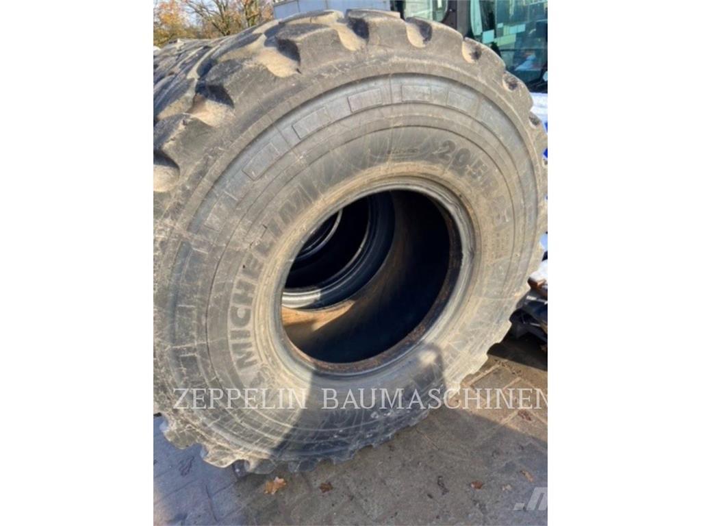 Michelin 4X 20.5R25XHA Tyres, wheels and rims