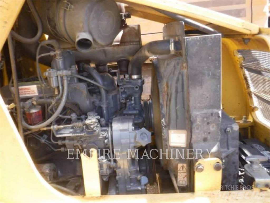 New Holland LB75 Backhoe loaders