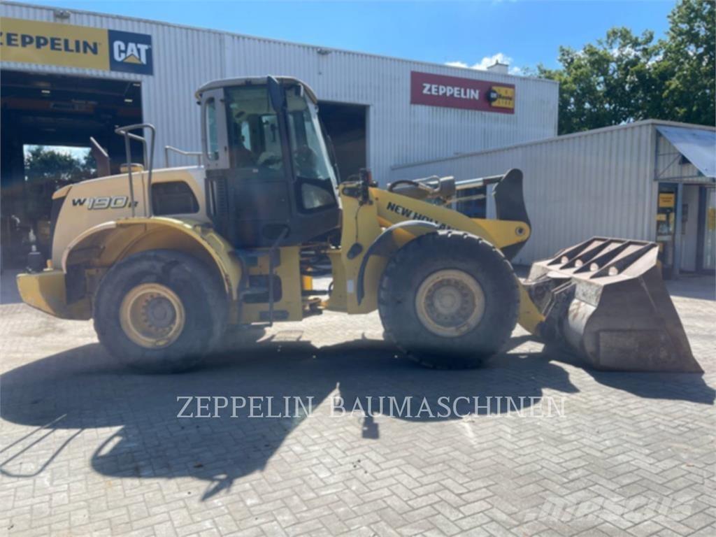 New Holland W190 Wheel loaders