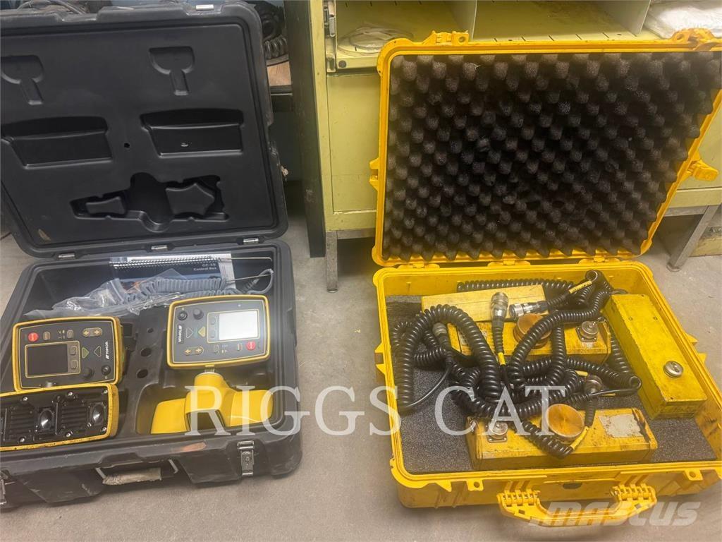 Roadtec SP200 Asphalt pavers