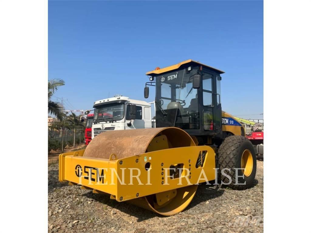 SEM MACHINERY 510 Soil compactors