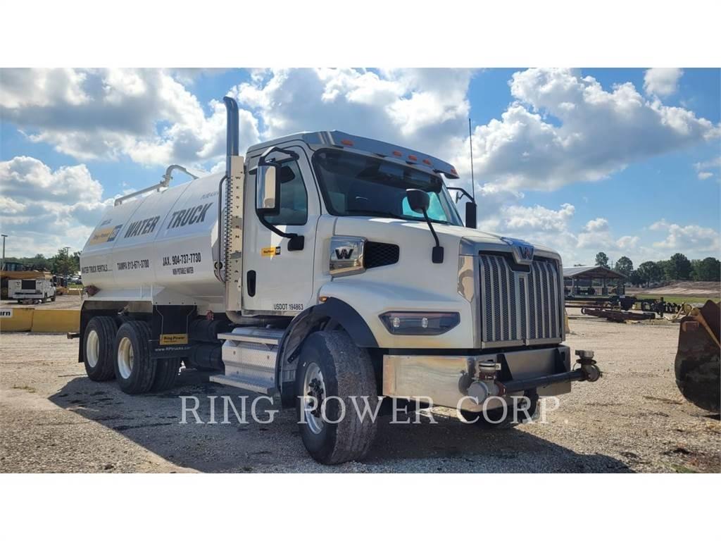 United WT5000 Tanker trucks