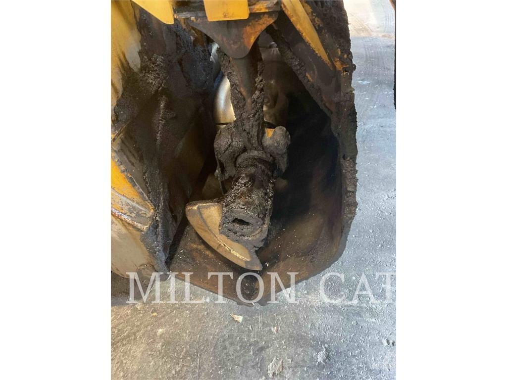 Weiler P385B Asphalt pavers