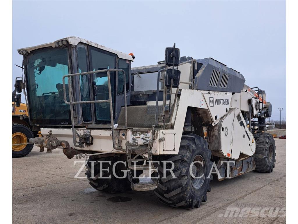 Wirtgen WR240I Asphalt cold milling machines