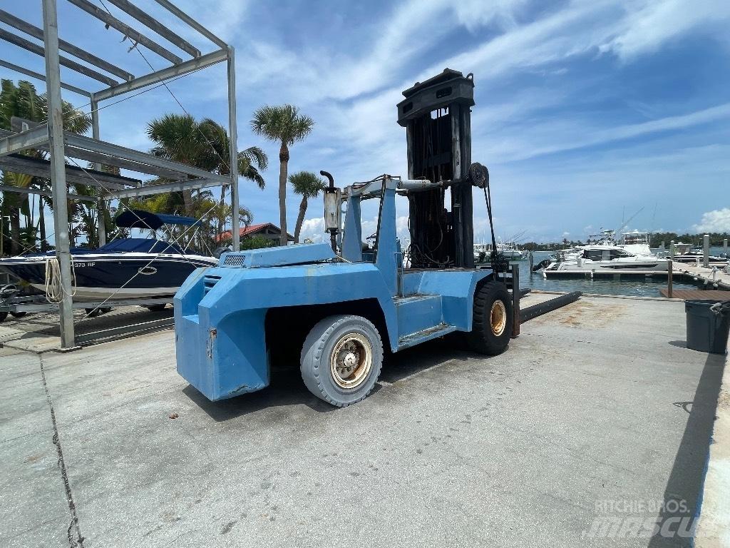  2006 Taylor Type Rough terrain trucks