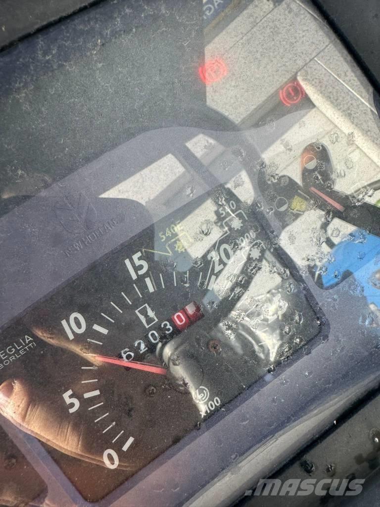 New Holland TN 70 Tractors