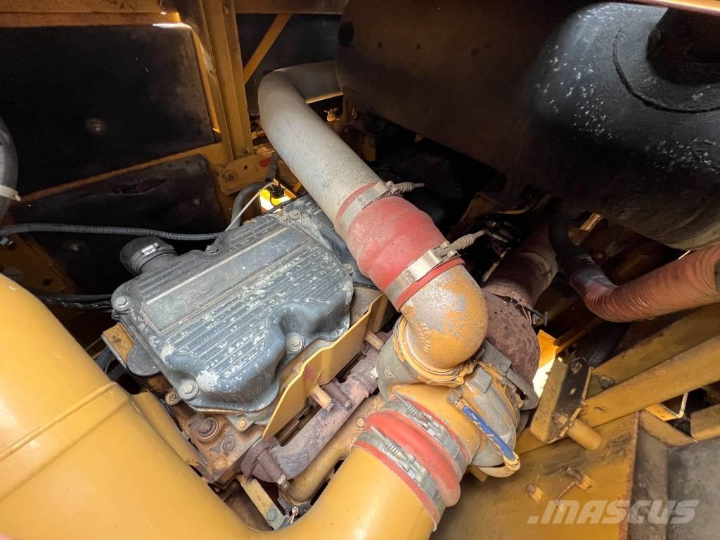 CAT 824H Crawler dozers