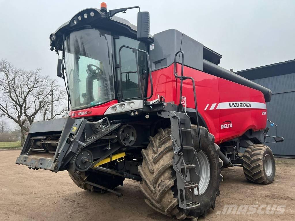 Massey Ferguson 9380 Combine harvesters